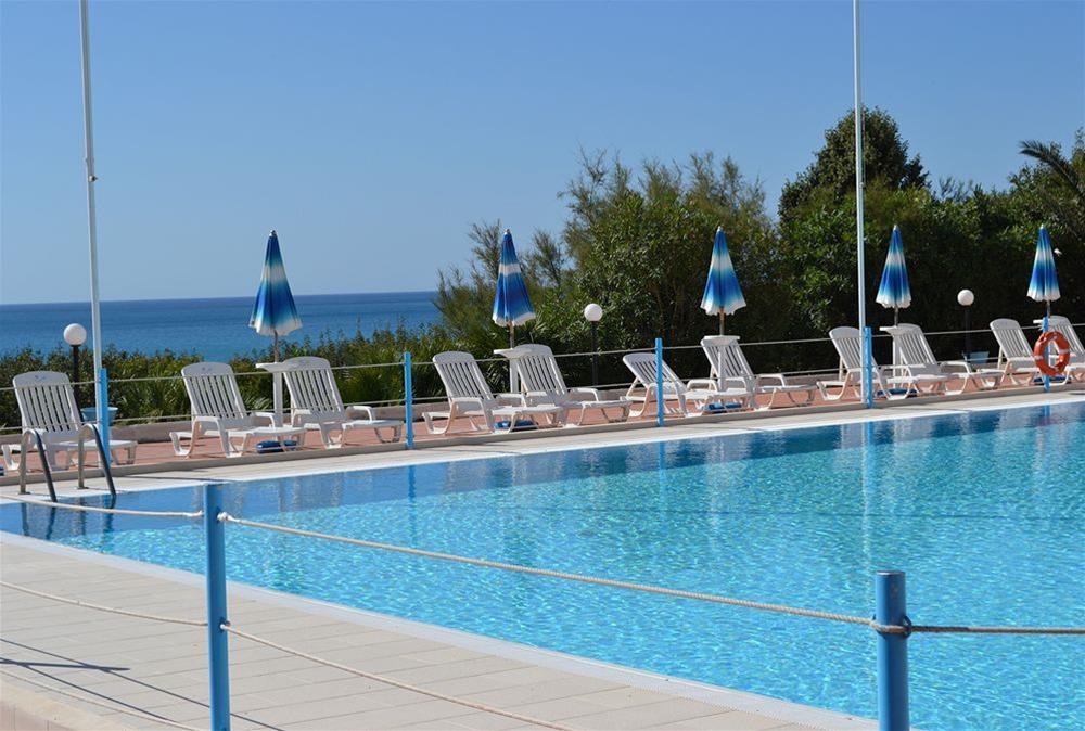 Hotel Futura Style Helios Noto Exterior foto